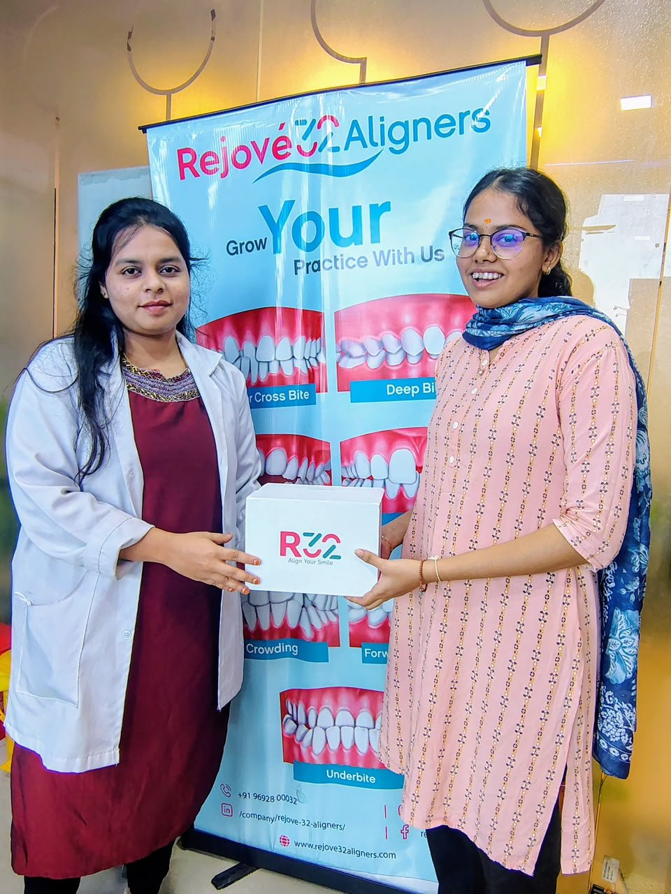 Satisfied patient with Rejové32 clear aligners at Glodent Dental Care Perungudi